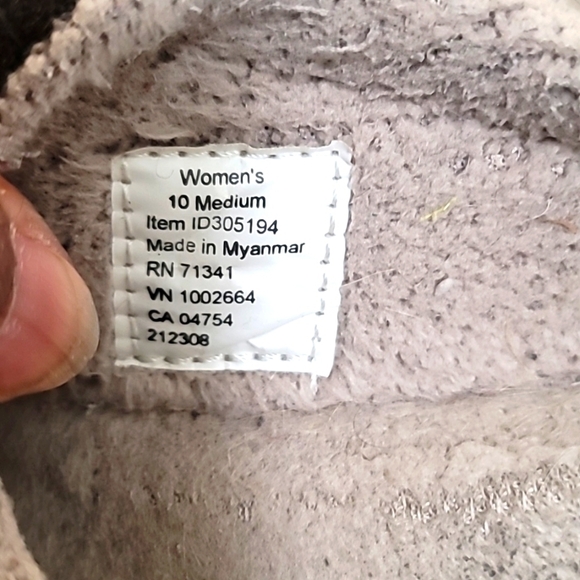 L.L.BEAN WOMEN'S DAYBREAK SCUFFS GOLDEN RETRIEVER DOG SANTA HAT WOOL SLIPPER 10 - Picture 7 of 9